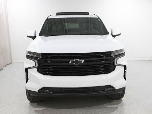 Used 2024 Chevrolet Tahoe RST w/ Luxury Package image 2