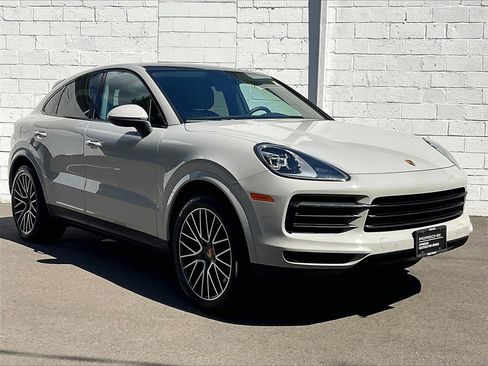 Certified 2023 Porsche Cayenne Coupe image 7