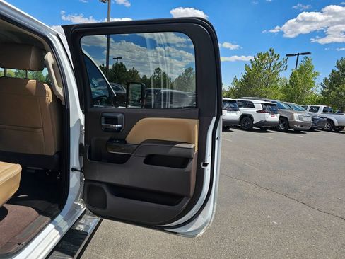Used 2019 GMC Sierra 2500 Denali w/ Duramax Plus Package AWD/4WD image 19