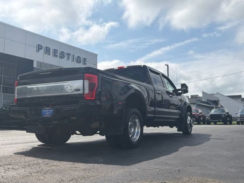 Used 2019 Ford F450 Platinum w/ Platinum Ultimate Package AWD/4WD image 13