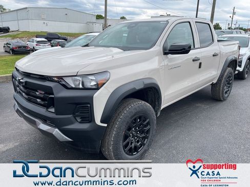 New 2026 Chevrolet Colorado Trail Boss AWD/4WD image 1