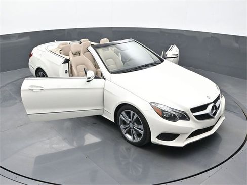 Used 2017 Mercedes-Benz E 400 Cabriolet image 28