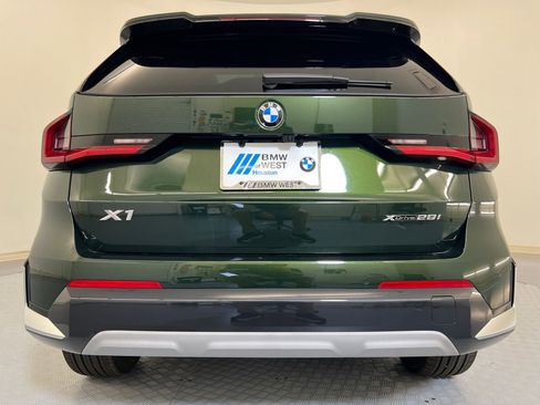 Used 2025 BMW X1 xDrive28i w/ Convenience Package AWD/4WD image 10