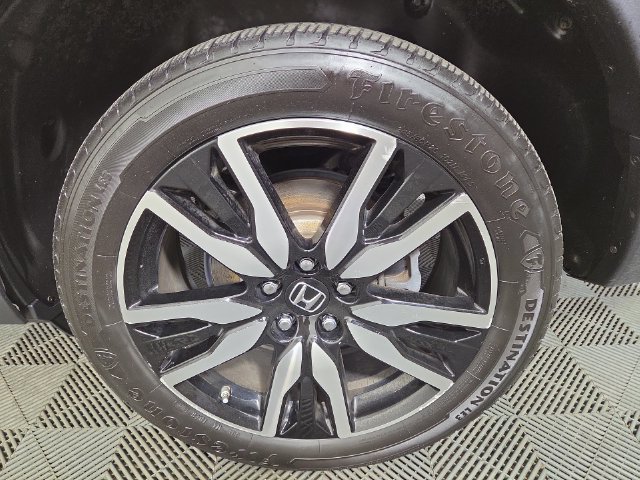 Used 2021 Honda Pilot Elite image 11