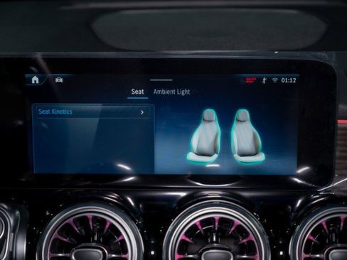 New 2026 Mercedes-Benz GLB 250 image 16