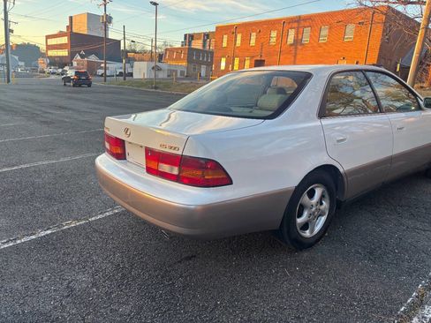 Used 1999 Lexus ES 330 image 5