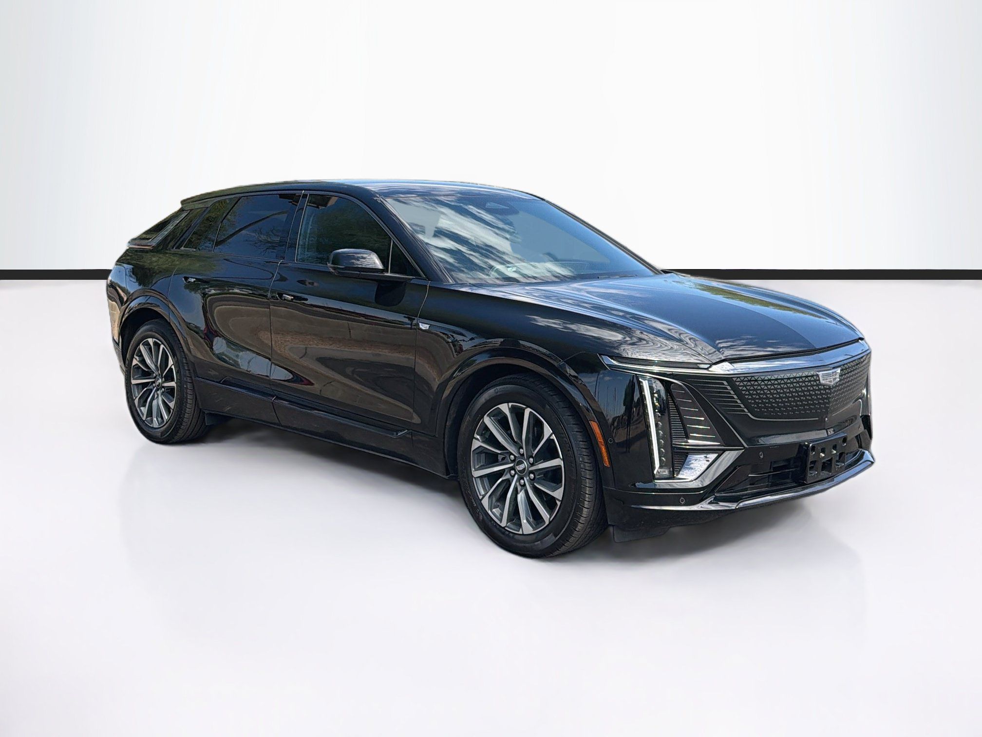 Certified 2024 Cadillac Lyriq Sport RWD image 3