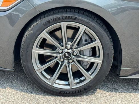 Used 2016 Ford Mustang GT Premium w/ Equipment Group 401A RWD image 37