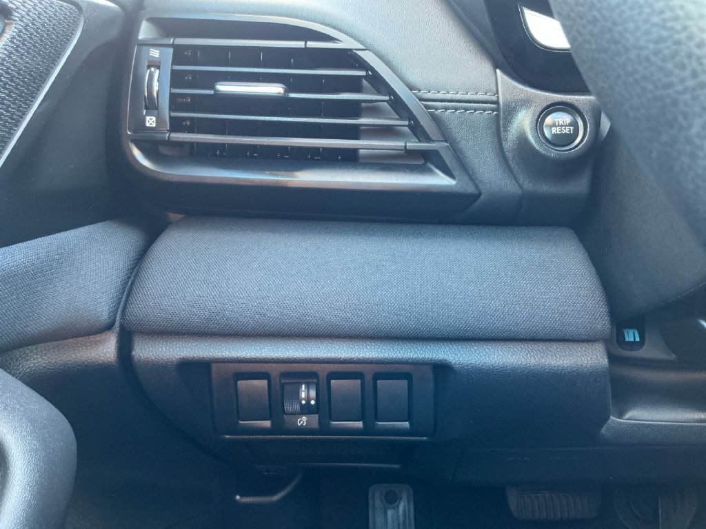 Used 2024 Subaru Outback Premium AWD/4WD image 20