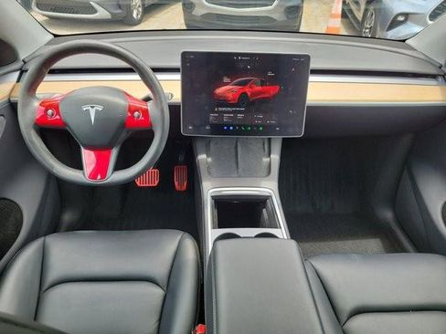 Used 2024 Tesla Model Y Performance AWD/4WD image 15