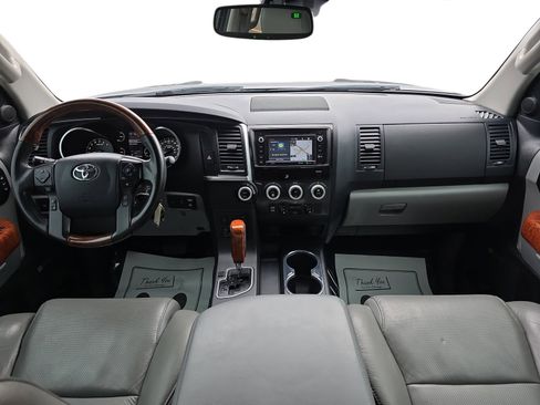 Used 2019 Toyota Sequoia Platinum image 9