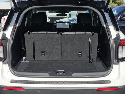 New 2025 Ford Explorer Active w/ Active Comfort Package image 11