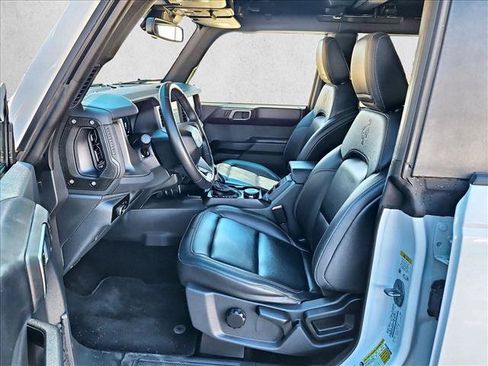 Used 2025 Ford Bronco Badlands AWD/4WD image 16