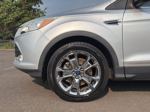 Used 2015 Ford Escape SE w/ Equipment Group 201A AWD/4WD image 12