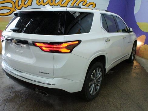 Used 2023 Chevrolet Traverse Premier AWD/4WD image 5