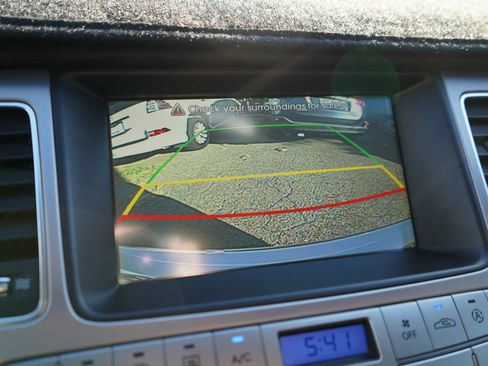 Used 2013 Hyundai Genesis 5.0 R-Spec RWD image 28