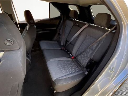 Used 2022 Chevrolet Equinox LT image 16