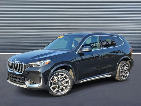 Used 2025 BMW X1 xDrive28i image 1