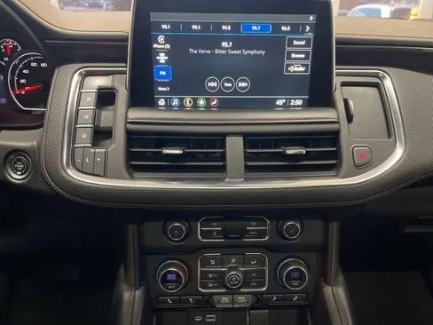 Used 2021 Chevrolet Tahoe RST w/ Luxury Package image 21