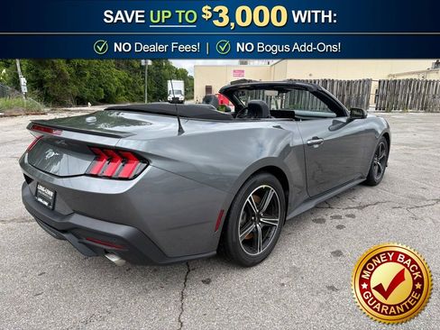 Used 2025 Ford Mustang Premium RWD image 5