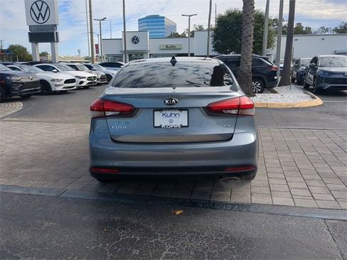 Used 2017 Kia Forte EX image 5
