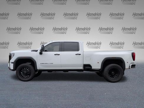 Used 2025 GMC Sierra 3500 Denali Ultimate AWD/4WD image 10