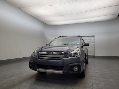 Used 2014 Subaru Outback 2.5i Limited image 15