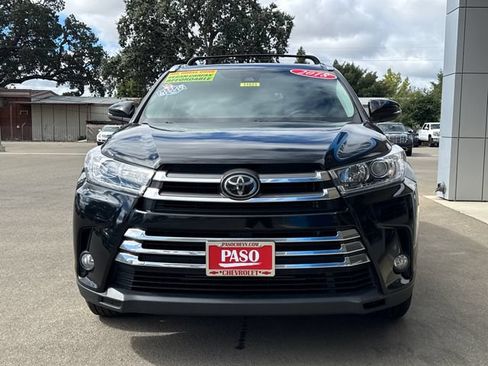 Used 2018 Toyota Highlander Limited AWD/4WD image 8