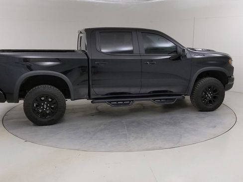 Used 2024 Chevrolet Silverado 1500 ZR2 w/ Technology Package image 12