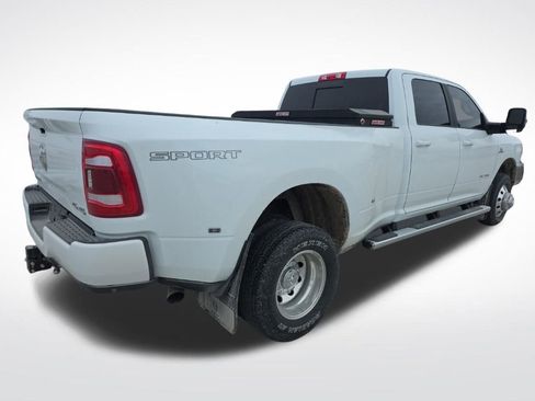 Used 2024 RAM 3500 Laramie w/ Sport Appearance Package image 39
