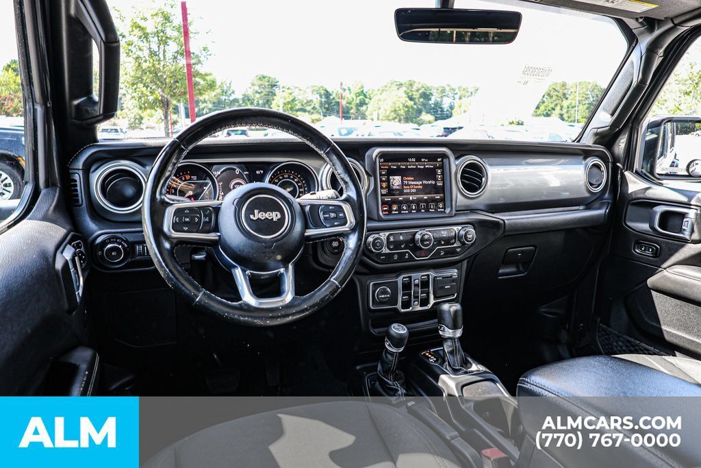Used 2021 Jeep Wrangler Unlimited Sahara w/ Uconnect 4C Nav & Sound Group AWD/4WD image 26