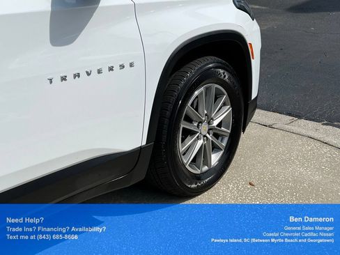 Used 2023 Chevrolet Traverse LT FWD image 28