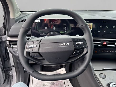 New 2026 Kia Sportage EX image 16