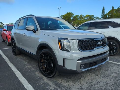 Used 2023 Kia Telluride SX X-Line image 2