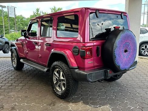 Used 2022 Jeep Wrangler Unlimited Sahara w/ LED Lighting Group AWD/4WD image 33