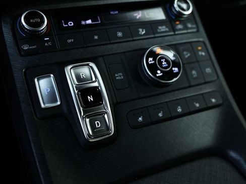 Used 2024 Hyundai Palisade Limited AWD/4WD image 40