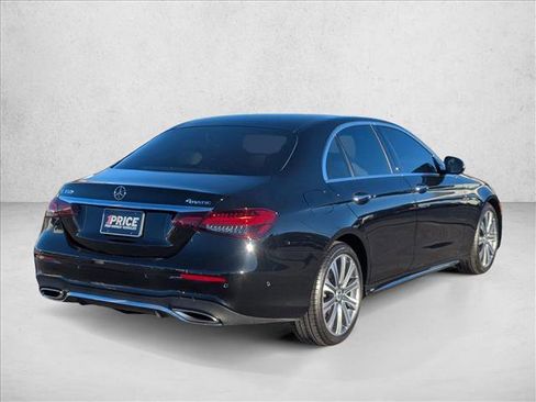 Used 2021 Mercedes-Benz E 350 4MATIC Sedan image 5