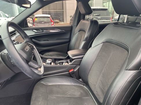 Certified 2021 Jeep Grand Cherokee L Laredo image 23