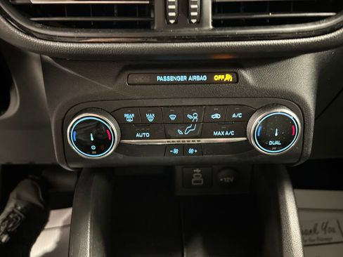 Used 2025 Ford Escape ST-Line AWD/4WD image 18