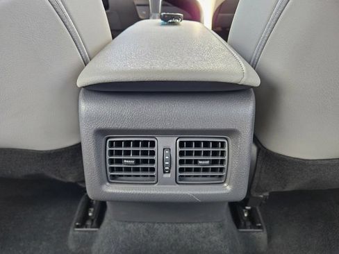 Used 2023 Toyota Camry XLE FWD image 39