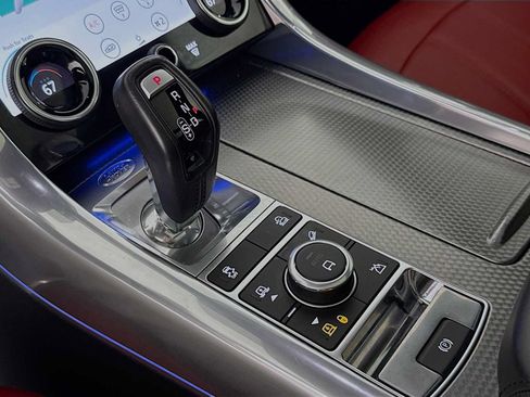 Used 2019 Land Rover Range Rover Sport Supercharged AWD/4WD image 19