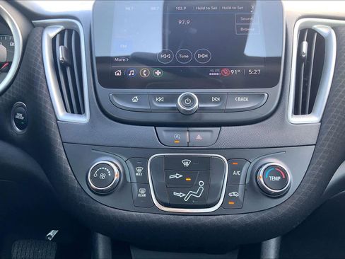 Used 2025 Chevrolet Malibu LS image 29