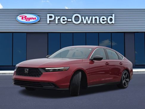 Used 2023 Honda Accord Sport image 3