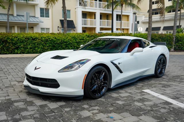 Used 2019 Chevrolet Corvette Stingray Coupe w/ Carbon Flash Badge Package RWD image 2