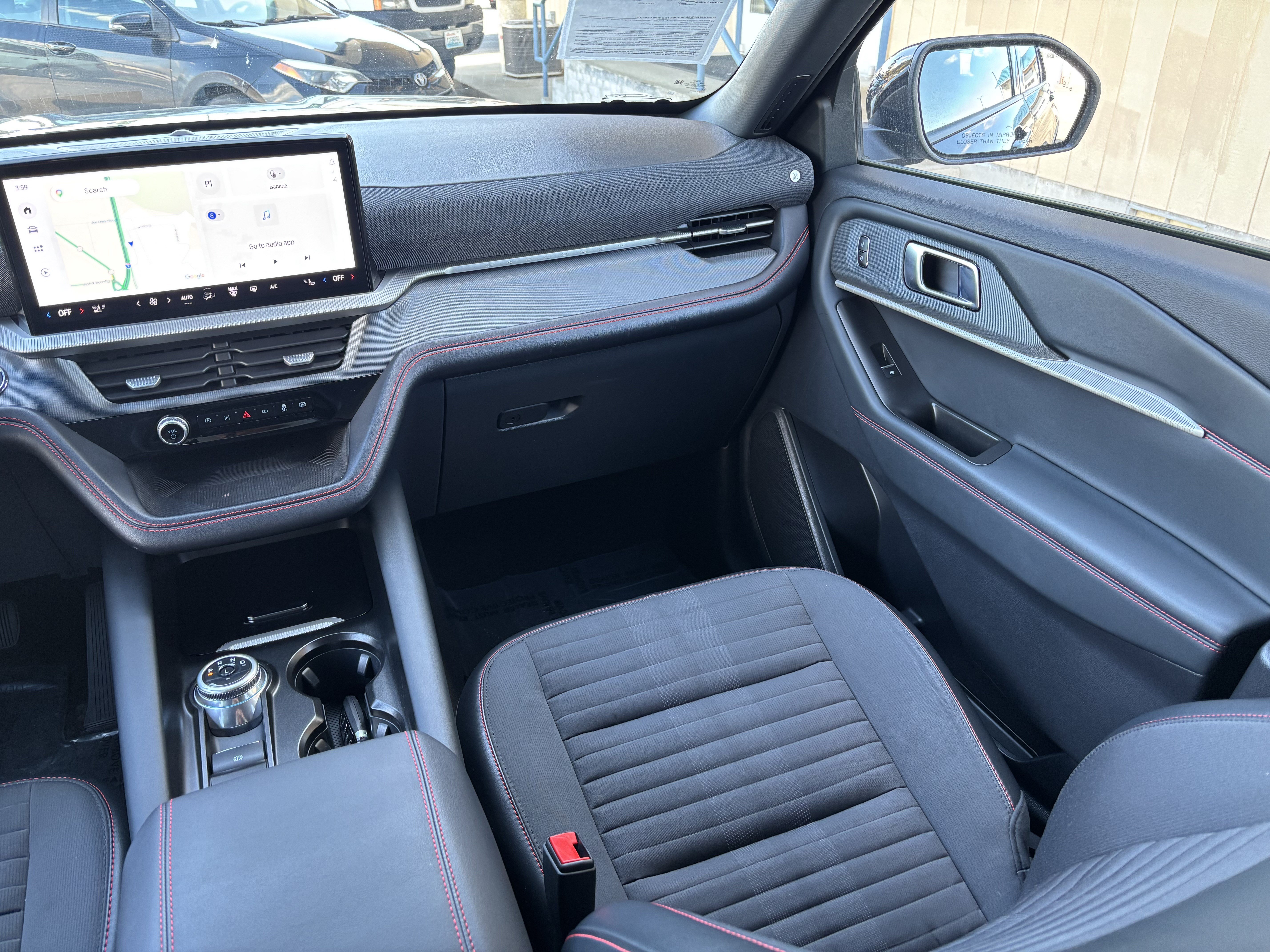 Used 2025 Ford Explorer ST-Line AWD/4WD image 21
