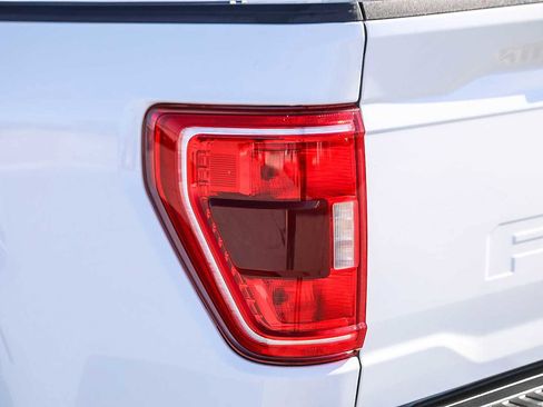 Used 2022 Ford F150 XL w/ Trailer Tow Package image 9