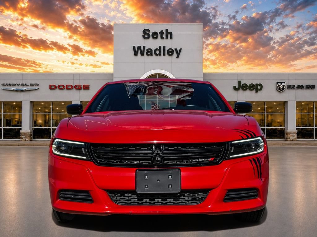 Used 2023 Dodge Charger SXT RWD image 2