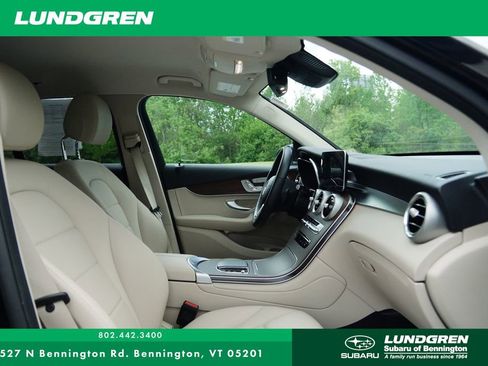 Used 2022 Mercedes-Benz GLC 300 4MATIC image 9