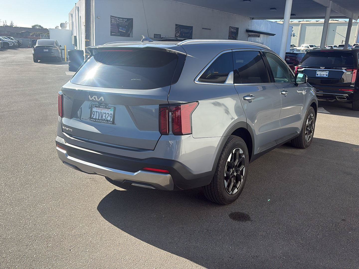 Used 2025 Kia Sorento S w/ Panoramic Sunroof Package FWD image 5