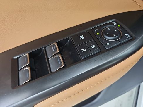Used 2022 Lexus NX 250 FWD w/ Accessory Package 2 image 33